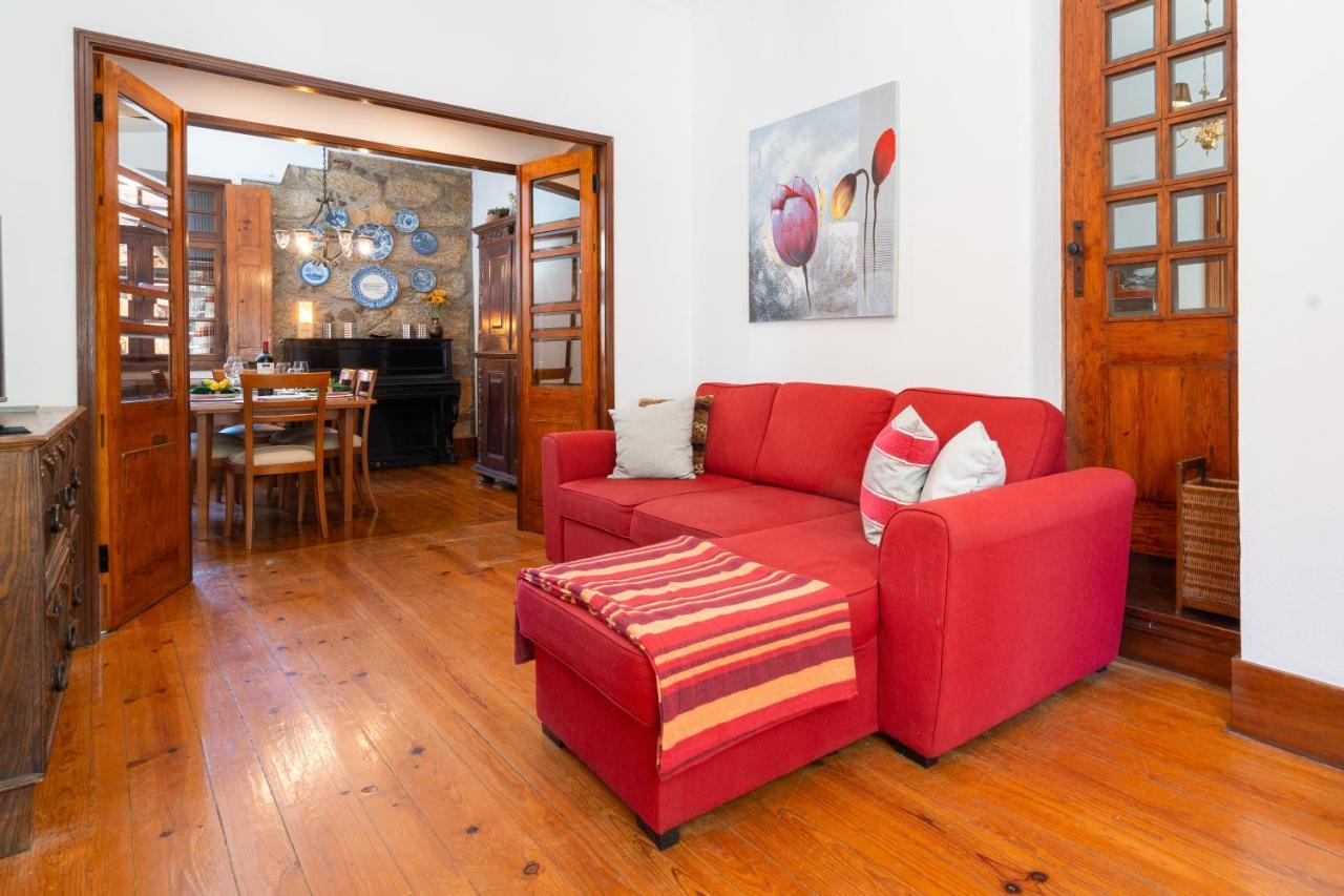 House Center - With Garage Oporto